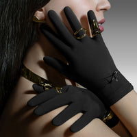 KALMTHREAD breathable organic bamboo soft gloves for sensitive skin, designed to bring comfort to adults and children with dry or eczema-prone hands