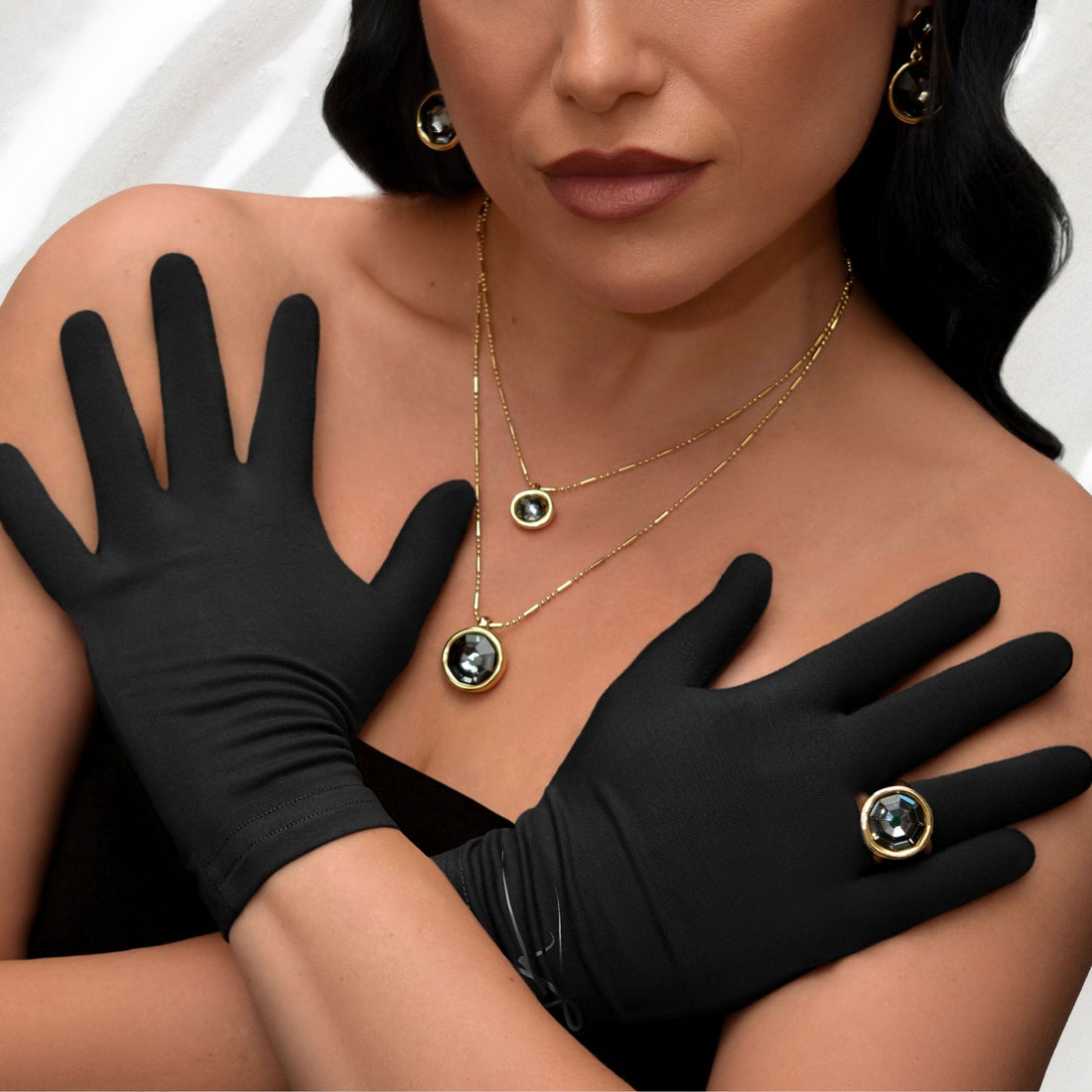 Premium bamboo wellness eco gloves for sensitive, eczema prone and dry skin, lightweight, breathable, hypoallergenic and temperature-regulating hand-care gloves designed for comfort, moisturising rituals and daily wear; soft, silky, second-skin fabric that soothes irritation and supports skin health with elegant, unisex style.