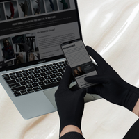 Premium bamboo touchscreen gloves for sensitive, eczema-prone and dry skin, lightweight, breathable, hypoallergenic and temperature-regulating hand-care gloves designed for comfort, moisturising rituals and daily wear; soft, silky, second-skin fabric that soothes irritation and supports skin health with elegant, unisex style.