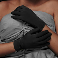 Premium bamboo moistening spa gloves for sensitive, eczema prone and dry skin, lightweight, breathable, hypoallergenic and temperature-regulating hand-care gloves designed for comfort, moisturising rituals and daily wear; soft, silky, second-skin fabric that soothes irritation and supports skin health with elegant, unisex style.
