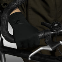 KALMTHREAD breathable organic bamboo soft gloves for sensitive skin, designed to bring comfort to adults and children with dry or eczema-prone hands