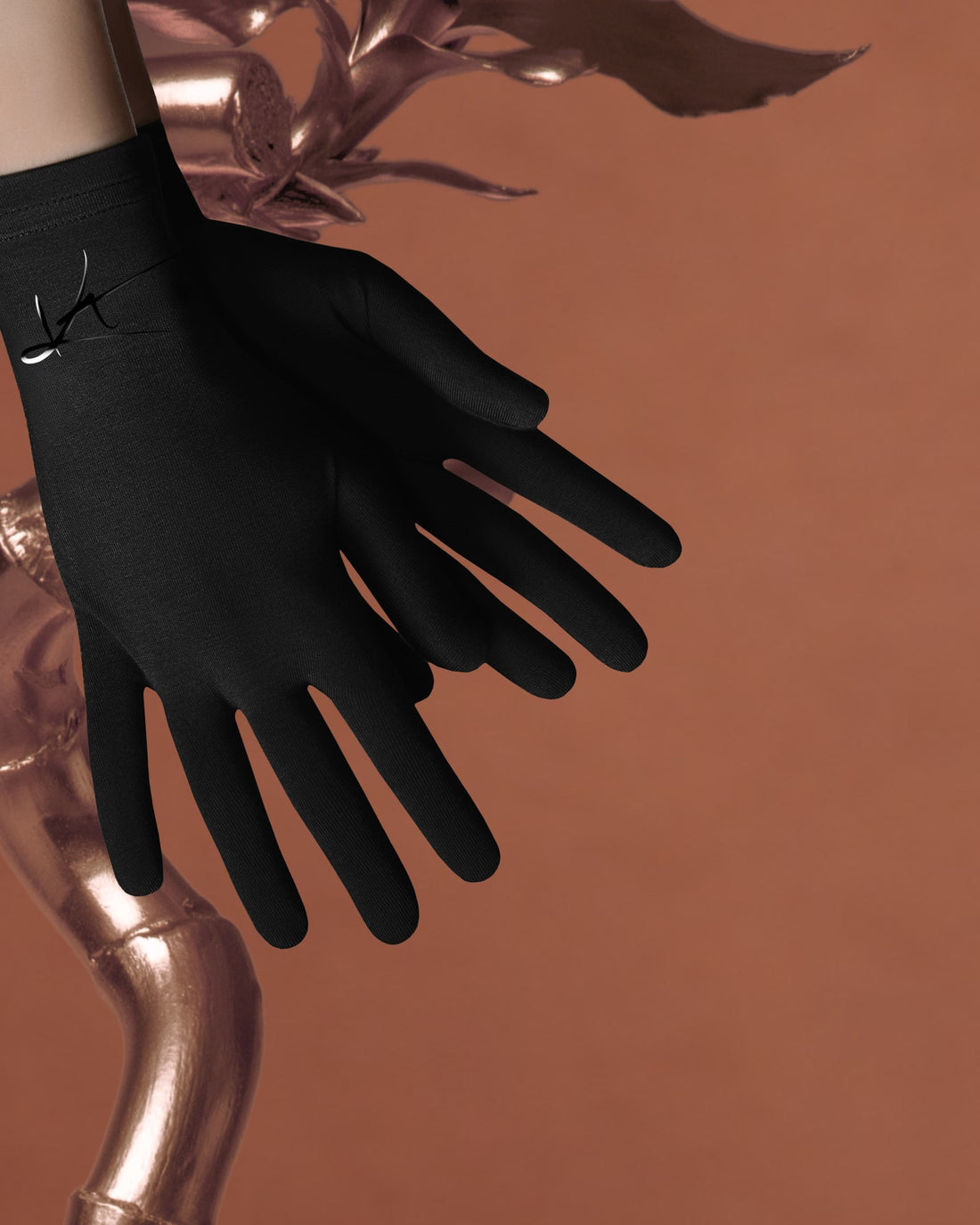 The KALM Coverage Glove