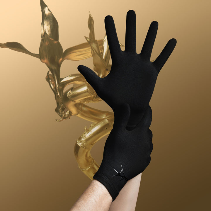
KALMTHREAD breathable organic bamboo soft gloves for sensitive skin, designed to bring comfort to adults and children with dry or eczema-prone hands